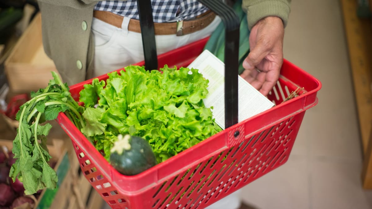 Save Money on Groceries Without Cutting Back on Quality